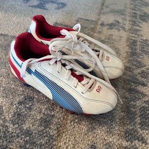 Puma Kids White and Red Soccer Cleats ⚽️